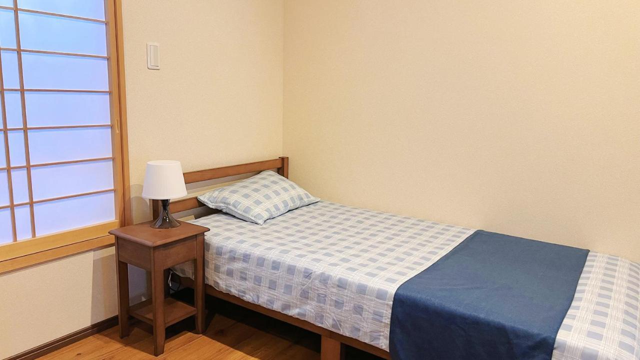 Tovin Cha: Convenient Three-bedroom Near East Temple Station Holiday home *