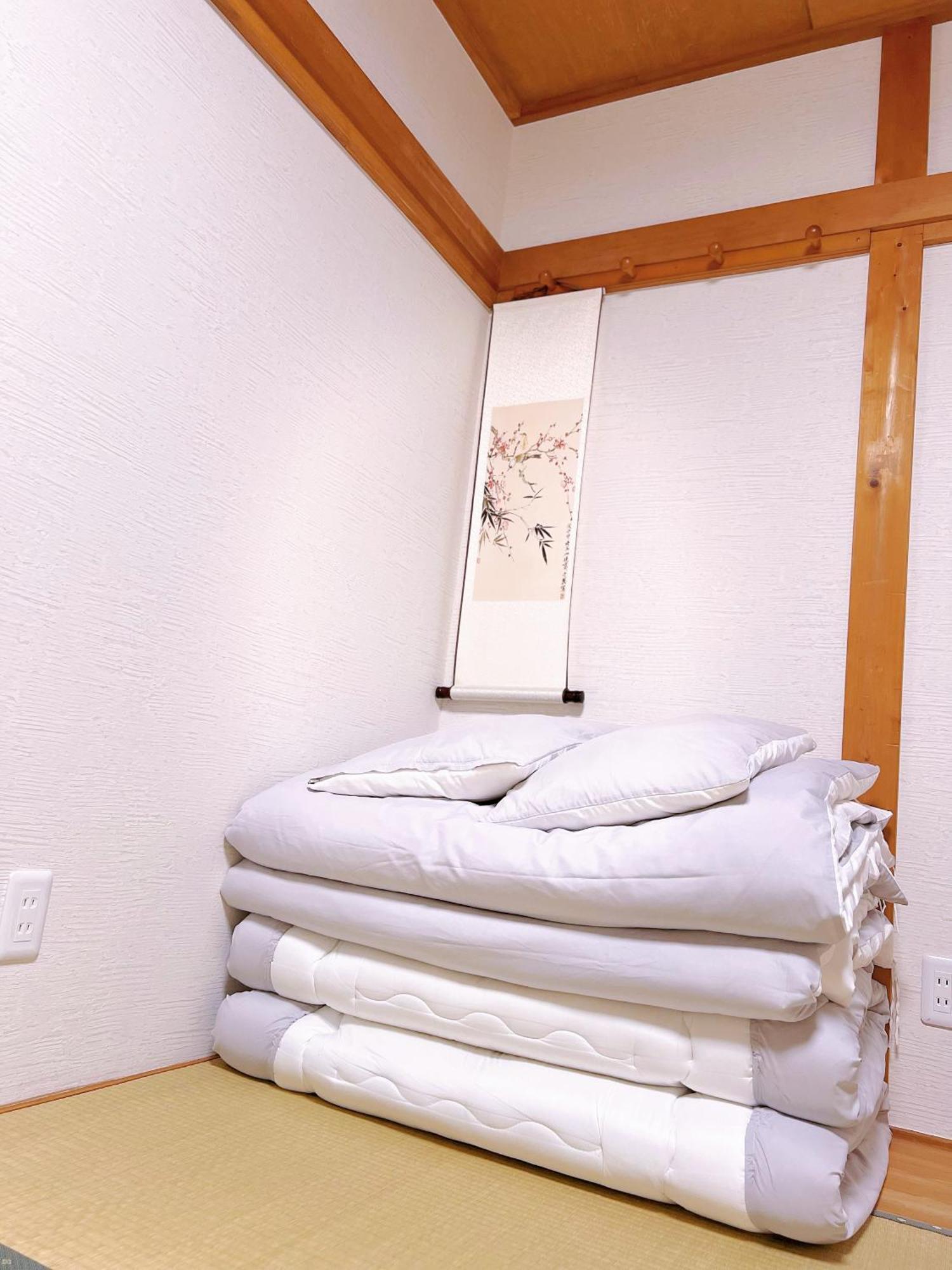 Tovin Cha: Convenient Three-bedroom Near East Temple Station Holiday home